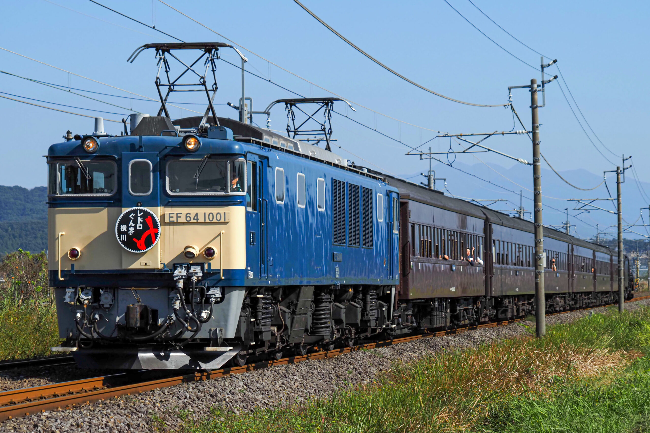 「人の想いを乗せて走る鉄道を、記録として残したい」─鉄道を撮る takeさんインタビュー