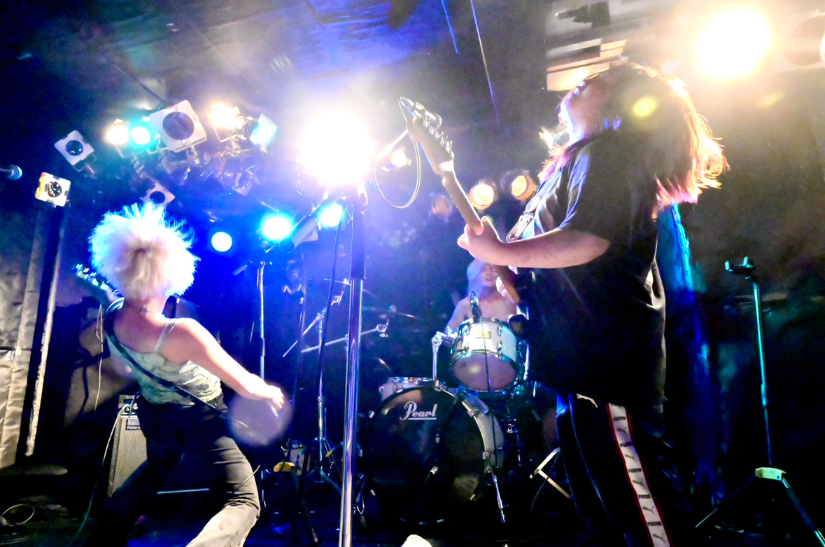 【立教大学写真部×アールイーカメラ】『広角レンズとストロボ借りてみた☆』立教大学写真部 / 山本梨華子(泡)